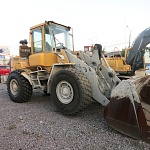 Фронтальный погрузчик б/у VOLVO L90D 2003